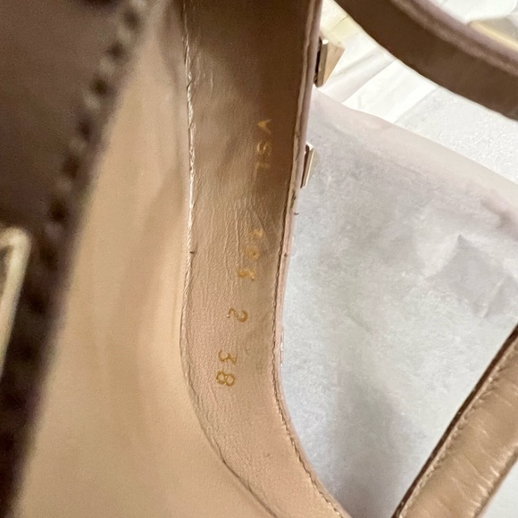 💯Authentic Valentino Garavani Rockstud Ankle Strap - Picture 9 of 11